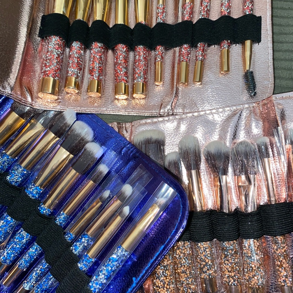 Jeweled makeup brushes. 10 piece with case